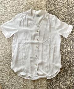 LES MUES ベージュ Vネック 半袖ブラウス　S AOKI