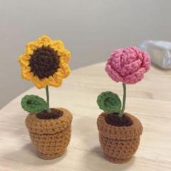 毛糸のひまわり 6本セット 水色の花瓶付き 毛糸のひまわり 6本セット 水色の花瓶付き - メルカリ