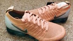 NIKE AIR VAPORMAX FLYKNIT 2 ピンク