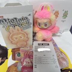 正規品　Labubu ラブブ LOYALTY ぬいぐるみペンダント