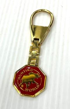 キーホルダー　HUNTING WORLD ゴールド×レッド