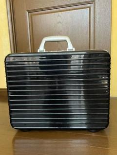 rimowa アタッシュケースの中古/未使用品 - メルカリ rimowa アタッシュケースの中古/未使用品 - メルカリ