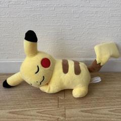 おねむりピカチュウ　ぬいぐるみクッション　ビッグサイズ Amazon.co.jp: 超ビッグサイズぬいぐるみ 60cm おねむり