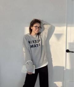 新品 半額　ALEXIA STAM♡アリシアスタン ロゴスウェット トレーナー 新品 半額ALEXIA STAM♡アリシアスタン ロゴスウェット トレーナー