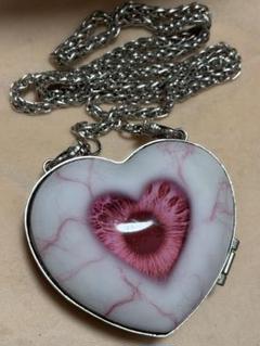 malicious.x eye ロケットペンダント ネックレス malicious.x eye ロケットペンダント ネックレス - メルカリ