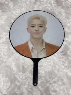 SEVENTEEN BE THE SUN ソウルHOSHI うちわ SEVENTEEN - HOSHI うちわ BE THE SUN ソウルコンの通販 by