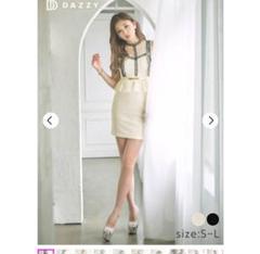 DAZZY レース付きペプラムタイトドレス
