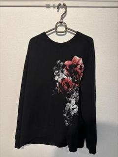 ブラック 花柄プリント トレーナーのサムネイル