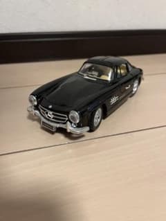 新品▼メルセデスベンツ 模型 ディスプレイ 鑑賞用 ミニカー 1/18 SL 新品▽メルセデスベンツ 模型 ディスプレイ 鑑賞用 ミニカー 1