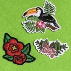 A1901 南国　熱帯　花　九官鳥　刺繍ワッペン　アイロン