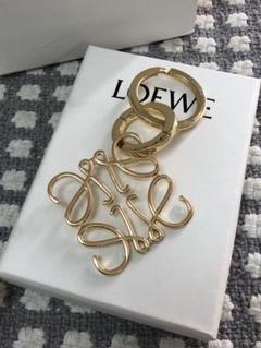 2025年最新】LOEWE キーホルダーの人気アイテム - メルカリ