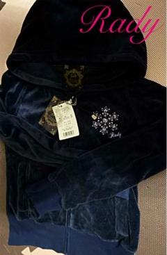 Rady♡ベロアビジューセットアップ Rady ベロアセットアップ ビジュー バックプリントNo.3 - メルカリ