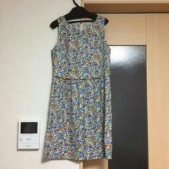 花柄 ワンピースのサムネイル