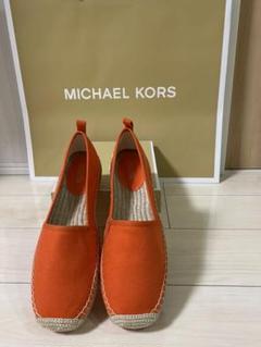値下げ❣️美品定価¥4万 マイケルコースゴールドサンダル ミュール7.5 ...