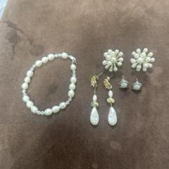 パールとクリスタルのアクセサリーセット