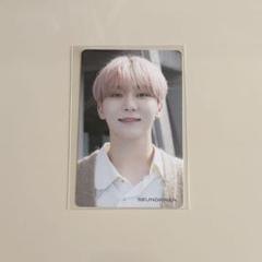 信頼も厚い ひとりじゃない SEVENTEEN HMV メルカリ