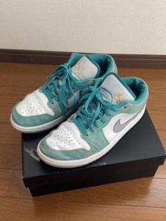 Nike Air Jordan 1 Low ニューエメラルド