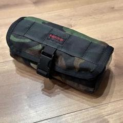 【極美品】BRIEFING ブラックカモ柄　ヘッドカバー&ショルダーベルト BRIEFING ブリーフィング ニュー ボール ホルダー [ウッドランド