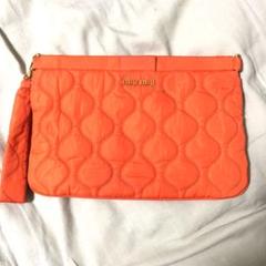 miumiu クラッチバッグ オレンジ