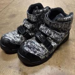NEXT WORKERZ ハイカット安全靴 ブラック/ホワイト　入手困難 NEXT WORKERZ ハイカット安全靴 ブラック/ホワイト 入手困難