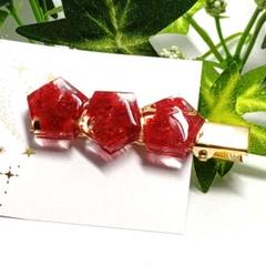 ハンドメイド ヘアクリップ 赤 花 大人可愛い 綺麗 レジン
