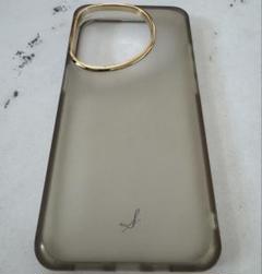 サリスティ salisty iPhone15proケース