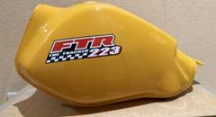 FTR223 ガソリンタンク　エルノシア カラー FTR223 MC34 ガソリン タンク 美品