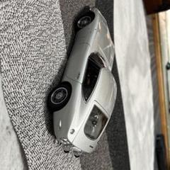 トヨタ 2000GT ミニカー シルバー 1/18