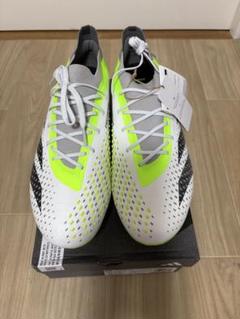 新品未使用　adidasプレデターアキュラシー