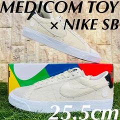 メディコムトイ ×ナイキ SB ブレーザー ベアブリック NIKE スニーカー