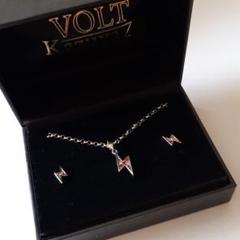 吉井和哉 VOLTネックレス、ピアス - メルカリ