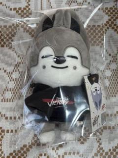 ウルフチャン　おまけ付き SKZOO PLUSH ORIGINAL Ver. - Wolf Chan – JYP JAPAN ONLINE STORE