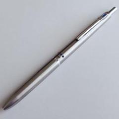 100％の保証 レア】pilot パイロット 細字3色 振り子式 ボールペン 蝕刻 廃盤 筆記具
