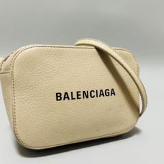 2025年最新】balenciaga カメラバッグの人気アイテム - メルカリ
