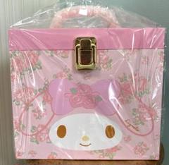 人気キャラクター「マイメロディ」「クロミ」豪華メイクボックス