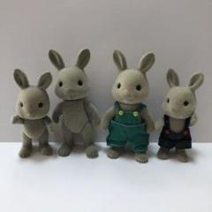 シルバニアファミリー【初期】シルバーうさぎ　パパ・ママ・男の子・女の子