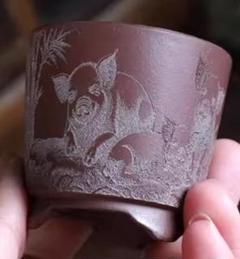 ヒ*デ様 中国美術 六角形の装飾陶器植木鉢 落款あり 4つの足付き 龍のモチーフ 中国美術 六角形の装飾陶器植木鉢 落款あり 4つの足付き 龍の