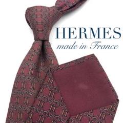 【美品】HERMES ネクタイ 幾何学模様柄 リング柄 パターン柄 レッドのサムネイル