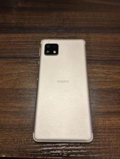 SHARP AQUOS sense4 basic A003SH ゴールド？