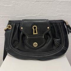 JUICY COUTURE ジューシークチュール ポーチ クラッチ バッグ JUICY COUTURE ジューシークチュール ポーチ クラッチ バッグ