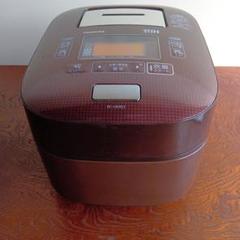 【未使用・小キズ有り】真空圧力IH TOSHIBA RC-10VXE3 炊飯器 未使用・小キズ有り】真空圧力IH TOSHIBA RC-10VXE3 炊飯器