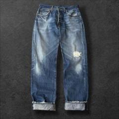 フェード⭕️Levi's 501 ブラックデニム ダメージ ハチノス お1人様1点限り】 501 フェード⭕️Levi's ブラックデニム