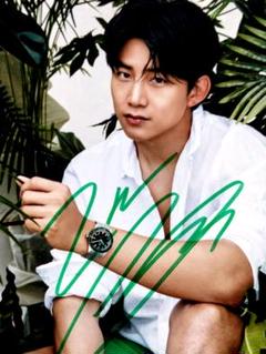 Amazon.co.jp: テギョン直筆サイン入り2Lサイズ写真 Ok Taecyeon