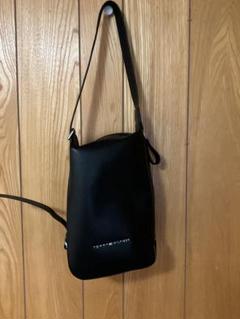 Tommy Hilfiger ショルダーバック