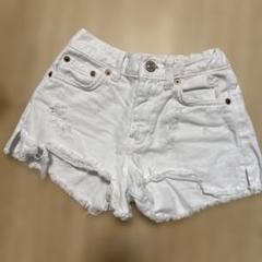 ZARA ホワイトダメージデニム ショートパンツ