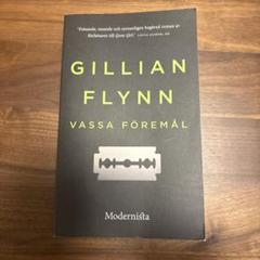 Gillian Flynn Vassa Föremål
