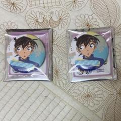 コナン　缶バッジ　ホログラム　ノーマル　非売品　希少　レア　工藤新一　2点 コナン 缶バッジ ホログラム ノーマル 非売品 希少 レア 工藤新