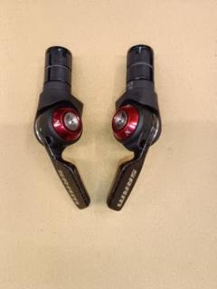 SRAM 3V TT900カーボンシフター Sram 900 TT Shifter Set Carbon (10 Speed) Rear/Friction