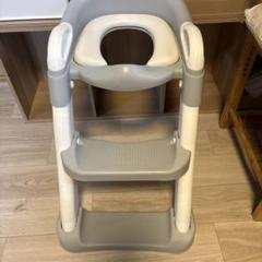 トイレ用踏み台 グレー ハンドル付き