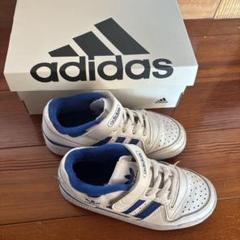 adidas キッズシューズ ホワイト/ブルー17.5㌢